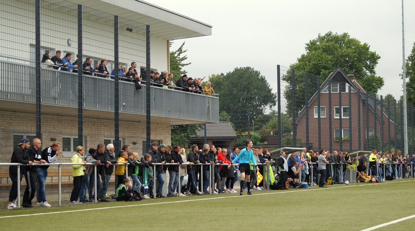 Zusschauer Kunstrasen